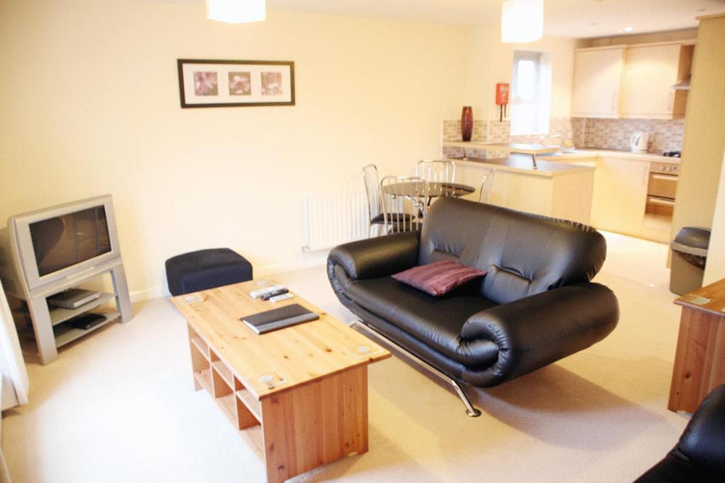 บรูเนล เครสเชนต์ อพาร์ตเมนท์ Apartment สวินดอน ห้อง รูปภาพ